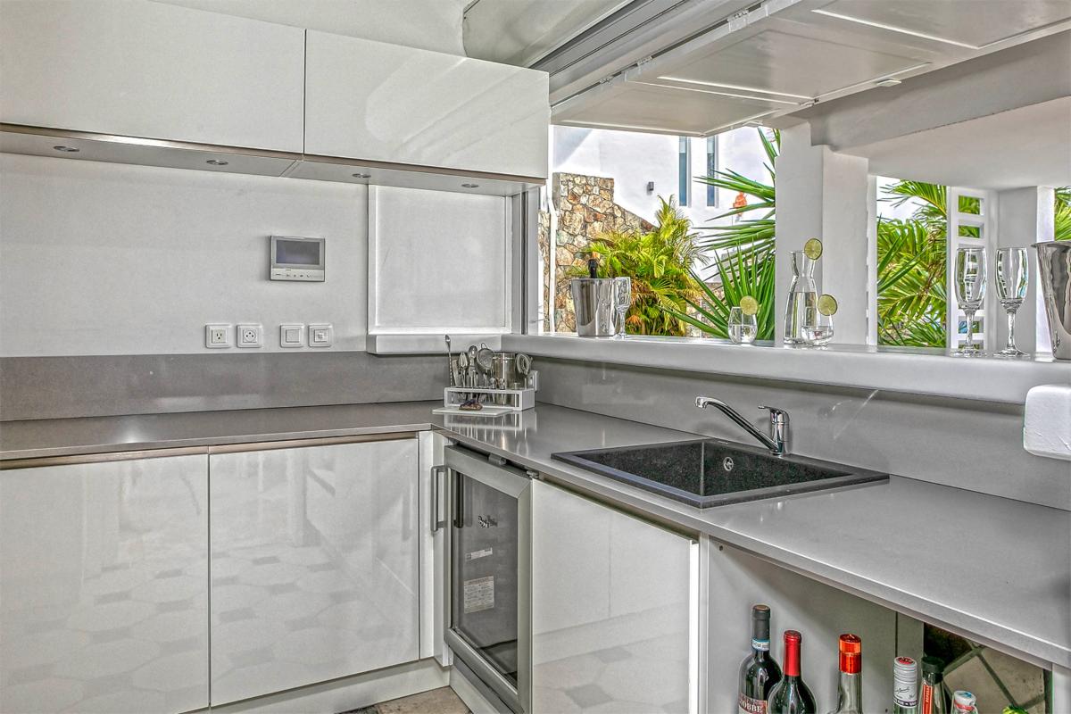 Villa rental in St Martin - The kitchen